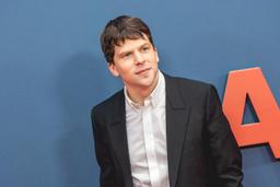 Актер Джесси Айзенберг отдаст почку незнакомцу