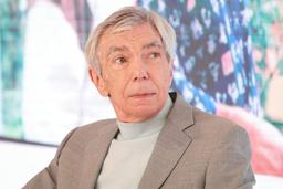 Умер телеведущий Юрий Николаев