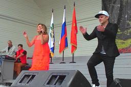 «Энергосберегающие» танцоры покинули Буланову