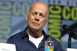 Семья Брюса Уиллиса пожертвует его мозг науке